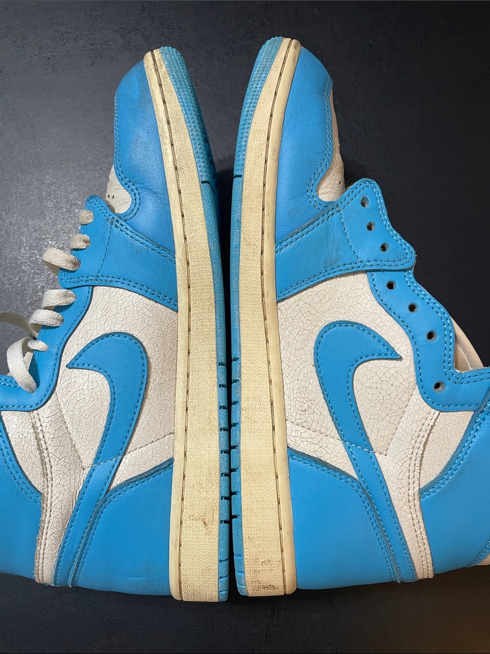 Nike Retro  Light Blue &  White High-Top Sneakers Sz. 10 Good/Fair